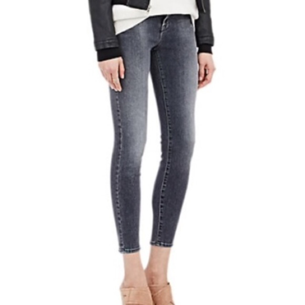 JBRAND Skinny Crop Faithful. Size 27.